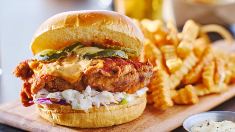 what to serve with hot chicken sandwiches